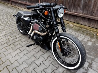 Harley Davidson Sportster Iron 883 Bobber - 4