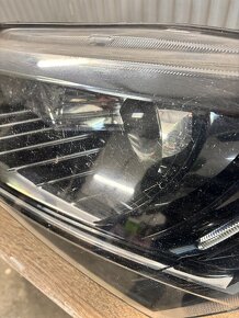 Světlomet Škoda SuperB 3 xenon levé 3V1941015B - 4