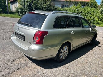 Toyota Avensis 2.0--93Kw 2007,facelift-- nahradní díly - 4