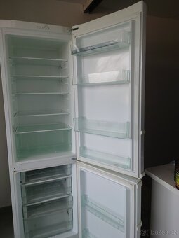Kombinovaná lednice+pračka - 4