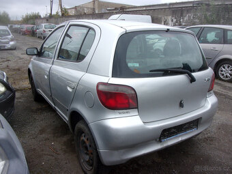 Toyota Yaris - 4