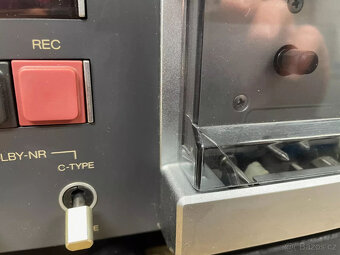 Kazetový magnetofon Studer A710 podobný kazetovému magnetofo - 4