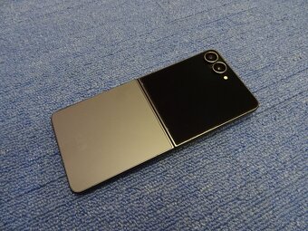 TOP Samsung Galaxy Z Flip7 12/512GB +folie+pouzdro - 4