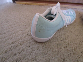 Pěkné sv. zelené tenisky zn. Adidas Neo, č. 37 - 4