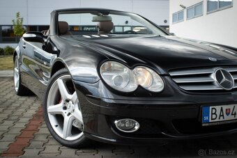 Mercedes-Benz SL 500 V8 AMG - 4