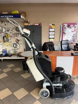 Planetarní bruska na beton HTC 800 Hladická lestická - 4