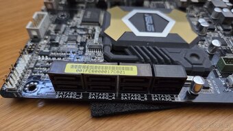 Deska+FX8320E+16GB ram - 4