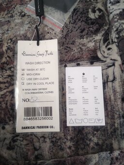 Černý dlouhý kabát - 4