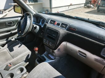 Honda CR-V 2.0i - 4