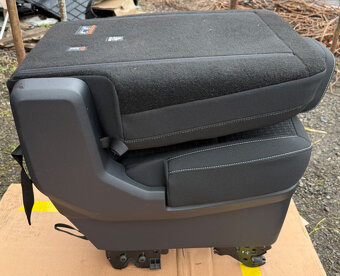 Sedadla druhé řady Ford Transit Custom V710 23- Nová - 4