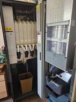 Nápojový automat H6 - 4