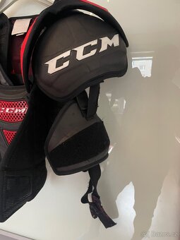 CCM hokejové ramena, vesta L - 4