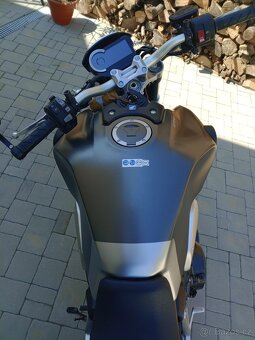 Honda CB 1000R - 4