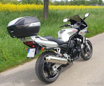 Yamaha FZS 600 Fazer - 4