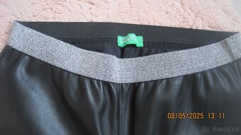 Tepláky a kožené legíny Benetton - 4
