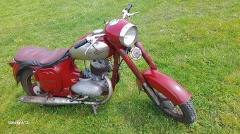 Jawa 250 - 4