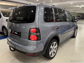 Volkswagen Touran, 2.0 TDI CROSS 7-Míst Xenon DSG- PERFEKTNÍ - 4