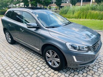 Volvo XC60 2.4D5 4x4 AUT SUMMUM FACELIFT TAŽNÉ SERVISKA - 4