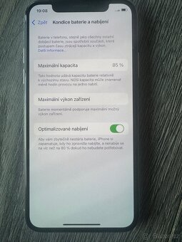 iPhone XS - 4