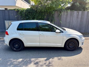 Volkswagen Golf 1.2TSI 93 000km - 4