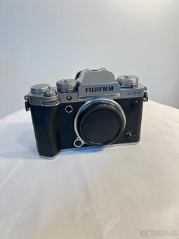 Fujifilm X-T5 tělo - stříbrná + příslušenství - 4