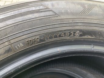 Yokohama Advan 225/60 R17 - 4