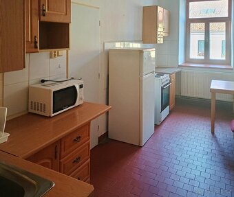 Pronájem ubytovacích prostor v centru Velkého Meziříčí - 4