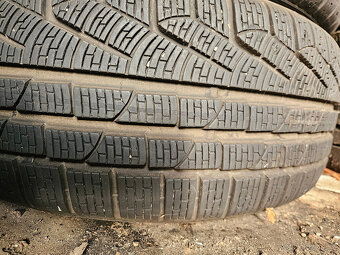225/45R18 95V XL RFT Winter 240  Serie II  PIRELLI - 4