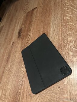 Apple Smart Keyboard Folio iPad Pro 11" a iPad Air - 4