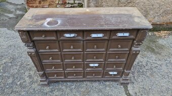 STARÁ LÉKÁRENSKÁ KOMODA - 4