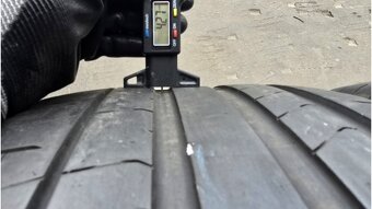 Letní pneu 275/35/19 Pirelli - 4