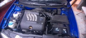 Vw golf 4 2,0i - 4