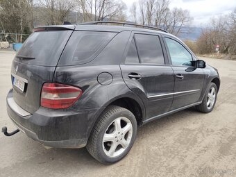 Mercedes ML320 CDi 4-Matic 165kW rok 2006 - 4