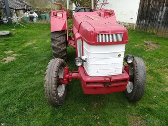 Prodám traktor Renault Master 2 - 4