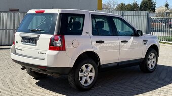 Land Rover Freelander 2 //2.2 S TD4e//118kW//1MAJ//SERVIS// - 4