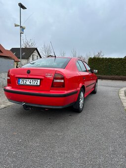 Škoda Octavia 1.6 GLX 74Kw - 4