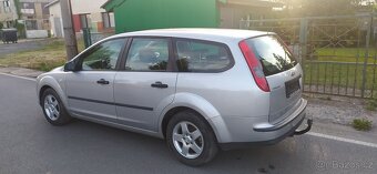 FORD FUCUS 1,6i74kw,rv5/2005,2MAJITEL, NAJETO88841km - 4