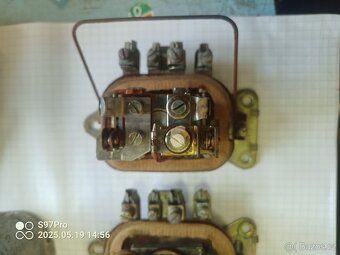 Relé dobíjení dynama 6V trabant - 4
