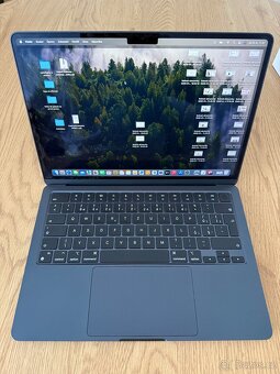 Apple MacBook Air 13 8GB/256GB (2024, M3) - 4