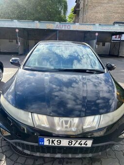 Prodám Hondu Civic, rok výroby 2006 - 4