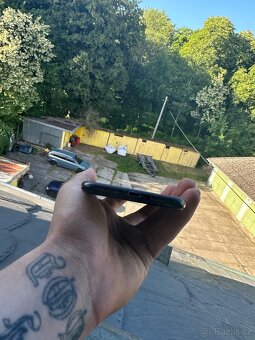 iPhone XR 64gb - 4