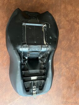 Kompletní sedlo na Harley Davidson Road Glide 2017-2021 - 4