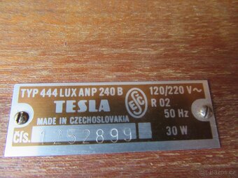 Nabízím magntofon Tesla B 444. Nefunkční. Nekompletní. Jen c - 4