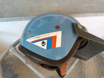 Retro helma - 4