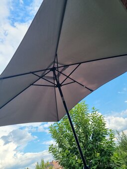 Zahradni slunečník včetně podstavce - 4