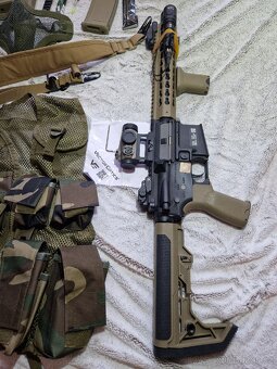 Specna Arms M4 plus airsoftové vybavení - 4