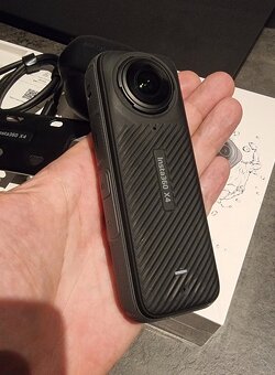 Insta 360 X4 - 4