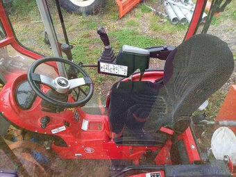 Traktor Antonio Carraro TTR 4400 HST - 4