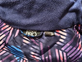 zimní bunda dívčí vel 134/140 - 4