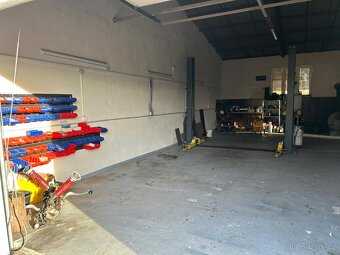 Komerční prostory, Libčeves - 4